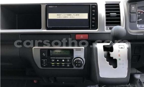 اشتري Imported Toyota Hiace Black سيارة في Maseru في Maseru اشتري Imported Toyota Hiace Black سيارة في Maseru في Maseru