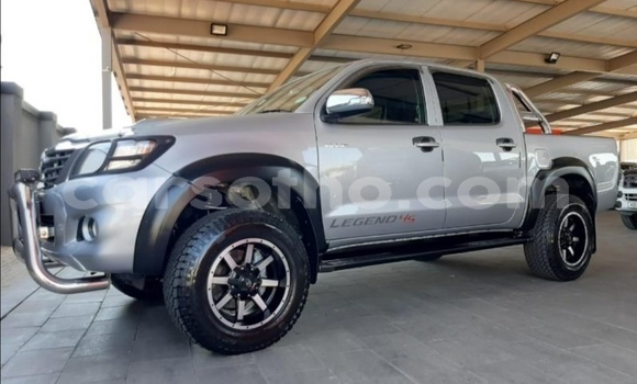 Buy Used Toyota Hilux Silver Car in Maseru in Maseru Buy Used Toyota Hilux Silver Car in Maseru in Maseru