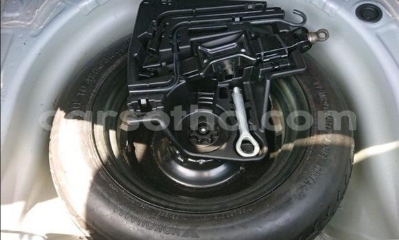 Acheter Occasion Voiture Toyota Prius Bleu à Import - Dubai, Maseru Acheter Occasion Voiture Toyota Prius Bleu à Import - Dubai, Maseru