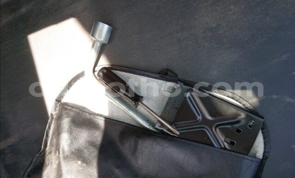 Acheter Occasion Voiture Toyota Prius Bleu à Import - Dubai, Maseru Acheter Occasion Voiture Toyota Prius Bleu à Import - Dubai, Maseru