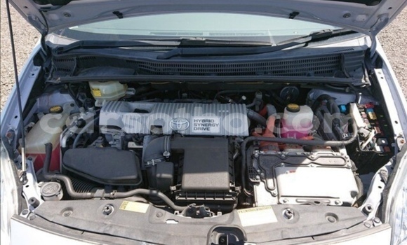 Acheter Occasion Voiture Toyota Prius Bleu à Import - Dubai, Maseru Acheter Occasion Voiture Toyota Prius Bleu à Import - Dubai, Maseru