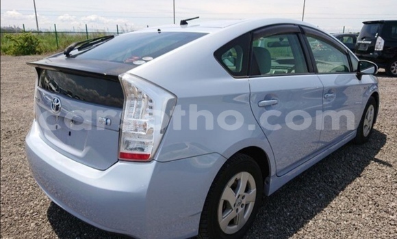 Acheter Occasion Voiture Toyota Prius Bleu à Import - Dubai, Maseru Acheter Occasion Voiture Toyota Prius Bleu à Import - Dubai, Maseru