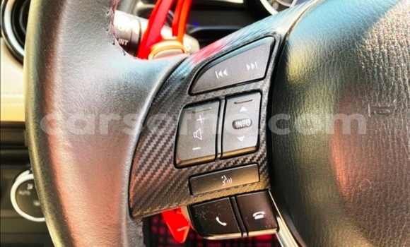 Acheter Occasion Voiture Mazda Demio Rouge à Import - Dubai, Maseru Acheter Occasion Voiture Mazda Demio Rouge à Import - Dubai, Maseru