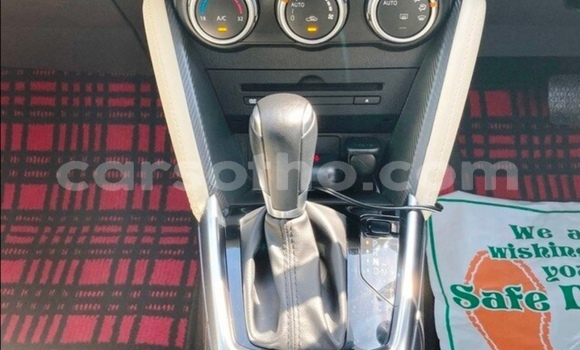 Acheter Occasion Voiture Mazda Demio Rouge à Import - Dubai, Maseru Acheter Occasion Voiture Mazda Demio Rouge à Import - Dubai, Maseru