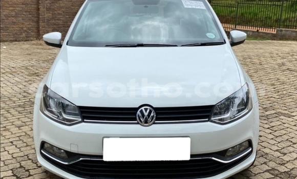 Acheter Occasion Voiture Volkswagen Polo Blanc à Butha–Buthe, Thaba-Tseka Acheter Occasion Voiture Volkswagen Polo Blanc à Butha–Buthe, Thaba-Tseka