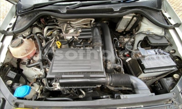 Acheter Occasion Voiture Volkswagen Polo Blanc à Butha–Buthe, Thaba-Tseka Acheter Occasion Voiture Volkswagen Polo Blanc à Butha–Buthe, Thaba-Tseka