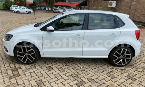 Acheter Occasion Voiture Volkswagen Polo Blanc à Butha–Buthe, Thaba-Tseka Acheter Occasion Voiture Volkswagen Polo Blanc à Butha–Buthe, Thaba-Tseka