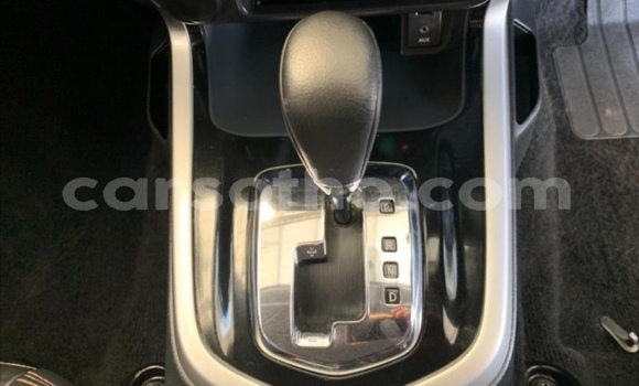 Sayi Na hannu Nissan Navara White Mota in Butha–Buthe a Thaba-Tseka Sayi Na hannu Nissan Navara White Mota in Butha–Buthe a Thaba-Tseka