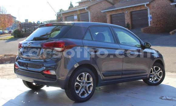اشتري مستعمل Hyundai i20 Beige سيارة في Maseru في Maseru اشتري مستعمل Hyundai i20 Beige سيارة في Maseru في Maseru