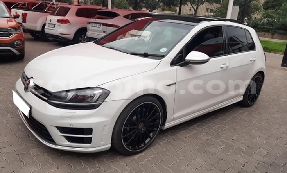 اشتري مستعمل Volkswagen Golf R White سيارة في Maputsoa في Leribe اشتري مستعمل Volkswagen Golf R White سيارة في Maputsoa في Leribe