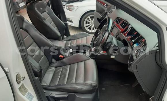 اشتري مستعمل Volkswagen Golf R White سيارة في Maputsoa في Leribe اشتري مستعمل Volkswagen Golf R White سيارة في Maputsoa في Leribe