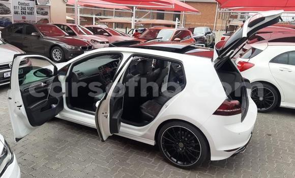 اشتري مستعمل Volkswagen Golf R White سيارة في Maputsoa في Leribe اشتري مستعمل Volkswagen Golf R White سيارة في Maputsoa في Leribe