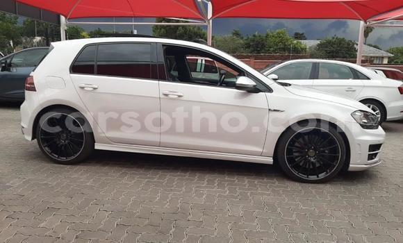 اشتري مستعمل Volkswagen Golf R White سيارة في Maputsoa في Leribe اشتري مستعمل Volkswagen Golf R White سيارة في Maputsoa في Leribe