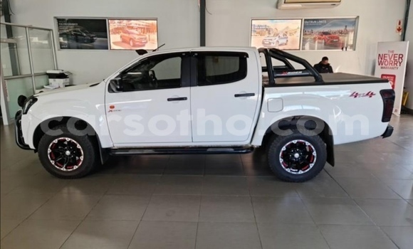 Sayi Na hannu Isuzu D–MAX White Mota in Butha–Buthe a Thaba-Tseka Sayi Na hannu Isuzu D–MAX White Mota in Butha–Buthe a Thaba-Tseka