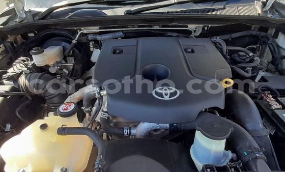 Buy Used Toyota Hilux White Car in Maseru in Maseru Buy Used Toyota Hilux White Car in Maseru in Maseru