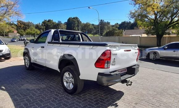 Buy Used Toyota Hilux White Car in Maseru in Maseru Buy Used Toyota Hilux White Car in Maseru in Maseru