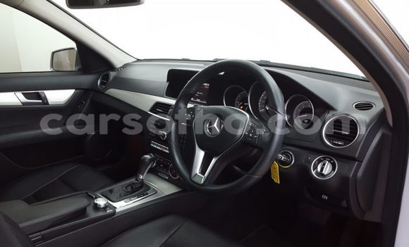 Buy Used Mercedes-Benz C180 coupe Silver Car in Maseru in Maseru Buy Used Mercedes-Benz C180 coupe Silver Car in Maseru in Maseru