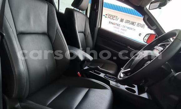 اشتري مستعمل Toyota Hilux White سيارة في Maseru في Maseru اشتري مستعمل Toyota Hilux White سيارة في Maseru في Maseru