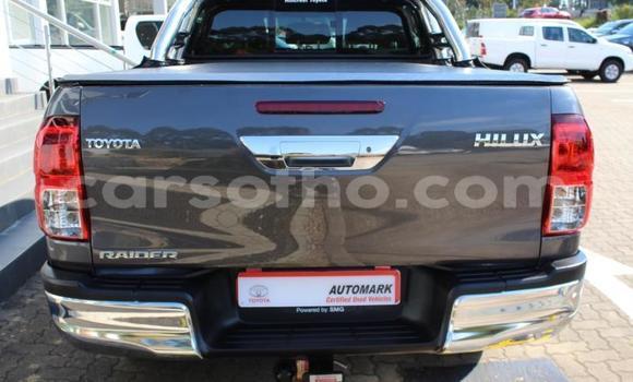 اشتري مستعمل Toyota Hilux Silver سيارة في Maseru في Maseru اشتري مستعمل Toyota Hilux Silver سيارة في Maseru في Maseru