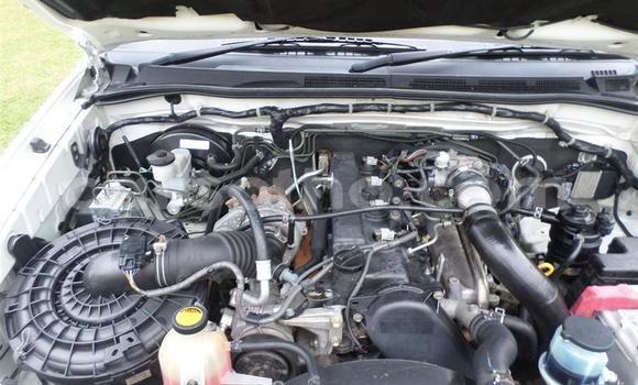 Sayi Na hannu Toyota Hilux White Mota in Maseru a Maseru Sayi Na hannu Toyota Hilux White Mota in Maseru a Maseru