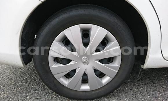 Acheter Import Voiture Toyota Axio Noir à Maseru, Maseru Acheter Import Voiture Toyota Axio Noir à Maseru, Maseru