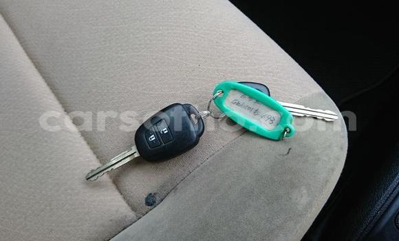 Acheter Import Voiture Toyota Axio Noir à Maseru, Maseru Acheter Import Voiture Toyota Axio Noir à Maseru, Maseru
