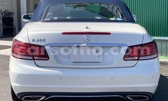 Buy Import Mercedes-Benz E–Class White Car in Maseru in Maseru Buy Import Mercedes-Benz E–Class White Car in Maseru in Maseru