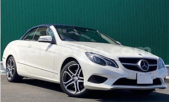Buy Import Mercedes-Benz E–Class White Car in Maseru in Maseru Buy Import Mercedes-Benz E–Class White Car in Maseru in Maseru