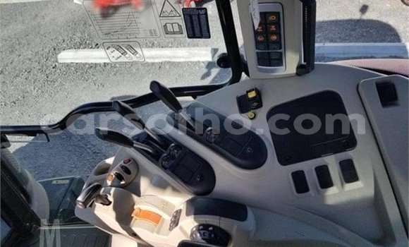 Buy Used DAF CF Red Truck in Maputsoe in Leribe Buy Used DAF CF Red Truck in Maputsoe in Leribe