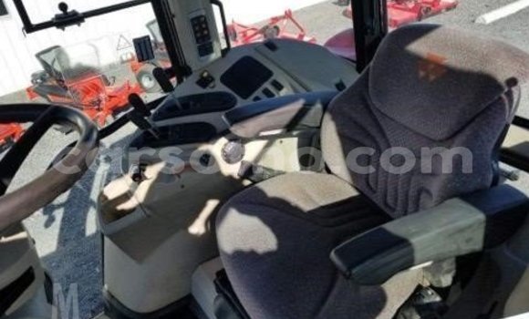 Buy Used DAF CF Red Truck in Maputsoe in Leribe Buy Used DAF CF Red Truck in Maputsoe in Leribe