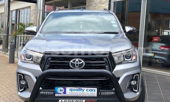 Buy Used Toyota Hilux Silver Car in Maseru in Maseru Buy Used Toyota Hilux Silver Car in Maseru in Maseru