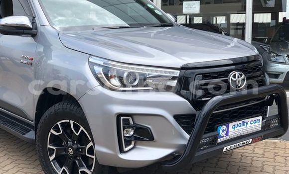 Buy Used Toyota Hilux Silver Car in Maseru in Maseru Buy Used Toyota Hilux Silver Car in Maseru in Maseru