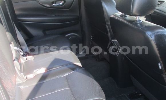 Buy Used Nissan X–Trail Silver Car in Maputsoe in Leribe Buy Used Nissan X–Trail Silver Car in Maputsoe in Leribe