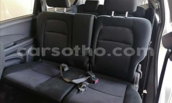 Acheter Occasion Voiture Honda Mobilio Gris à Maseru, Maseru Acheter Occasion Voiture Honda Mobilio Gris à Maseru, Maseru