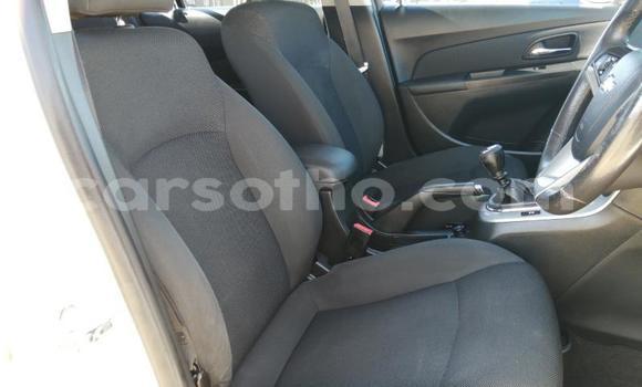 Buy Used Chevrolet Cruze White Car in Maseru in Maseru Buy Used Chevrolet Cruze White Car in Maseru in Maseru