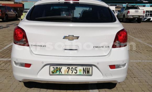 Buy Used Chevrolet Cruze White Car in Maseru in Maseru Buy Used Chevrolet Cruze White Car in Maseru in Maseru
