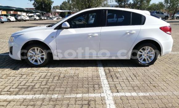 Buy Used Chevrolet Cruze White Car in Maseru in Maseru Buy Used Chevrolet Cruze White Car in Maseru in Maseru