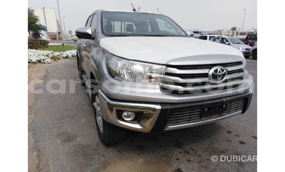 Sayi Imported Toyota Hilux Other Mota in Import - Dubai a Maseru Sayi Imported Toyota Hilux Other Mota in Import - Dubai a Maseru