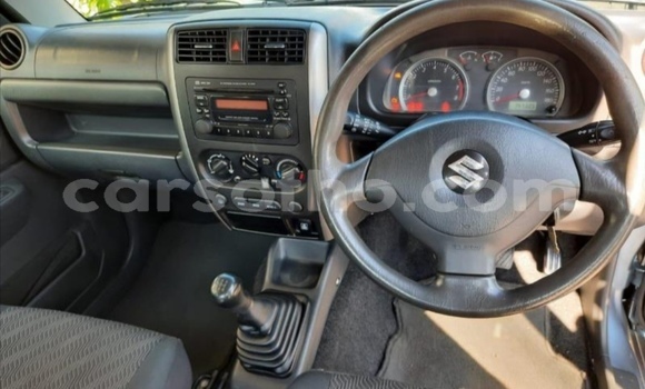 Acheter Occasion Voiture Suzuki Jimny Bleu à Butha–Buthe, Thaba-Tseka Acheter Occasion Voiture Suzuki Jimny Bleu à Butha–Buthe, Thaba-Tseka