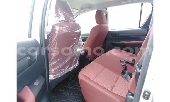 Sayi Imported Toyota Hilux Other Mota in Import - Dubai a Maseru Sayi Imported Toyota Hilux Other Mota in Import - Dubai a Maseru