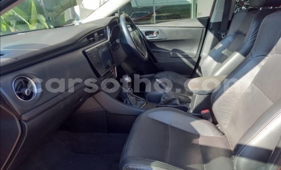 اشتري مستعمل Toyota Auris Red سيارة في Maseru في Maseru اشتري مستعمل Toyota Auris Red سيارة في Maseru في Maseru