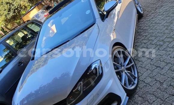 اشتري مستعمل Volkswagen Golf R White سيارة في Hlotse في Leribe اشتري مستعمل Volkswagen Golf R White سيارة في Hlotse في Leribe