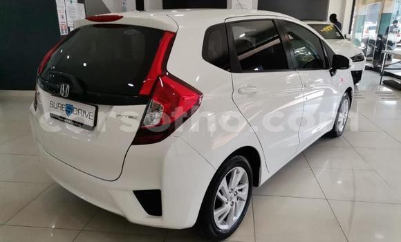 Acheter Occasion Voiture Honda Jazz Blanc à Maputsoa, Leribe Acheter Occasion Voiture Honda Jazz Blanc à Maputsoa, Leribe