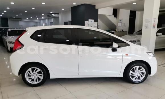 Acheter Occasion Voiture Honda Jazz Blanc à Maputsoa, Leribe Acheter Occasion Voiture Honda Jazz Blanc à Maputsoa, Leribe