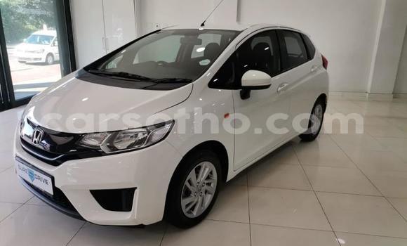 Acheter Occasion Voiture Honda Jazz Blanc à Maputsoa, Leribe Acheter Occasion Voiture Honda Jazz Blanc à Maputsoa, Leribe
