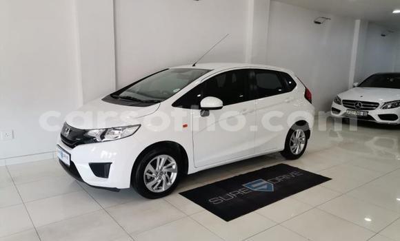Acheter Occasion Voiture Honda Jazz Blanc à Maputsoa, Leribe Acheter Occasion Voiture Honda Jazz Blanc à Maputsoa, Leribe
