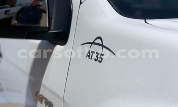 Acheter Occasion Voiture Isuzu KB Blanc à Maputsoa, Leribe Acheter Occasion Voiture Isuzu KB Blanc à Maputsoa, Leribe