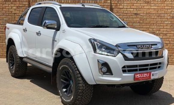 Acheter Occasion Voiture Isuzu KB Blanc à Maputsoa, Leribe Acheter Occasion Voiture Isuzu KB Blanc à Maputsoa, Leribe