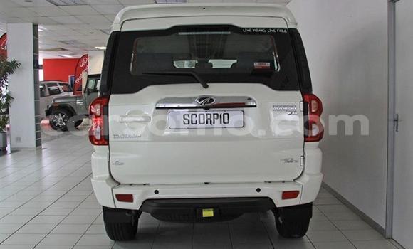 Acheter Occasion Voiture Mahindra Scorpio Blanc à Maputsoa, Leribe Acheter Occasion Voiture Mahindra Scorpio Blanc à Maputsoa, Leribe
