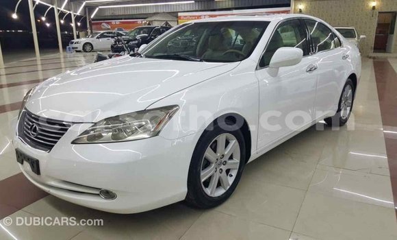 Acheter Import Voiture Lexus ES Blanc à Import - Dubai, Maseru Acheter Import Voiture Lexus ES Blanc à Import - Dubai, Maseru